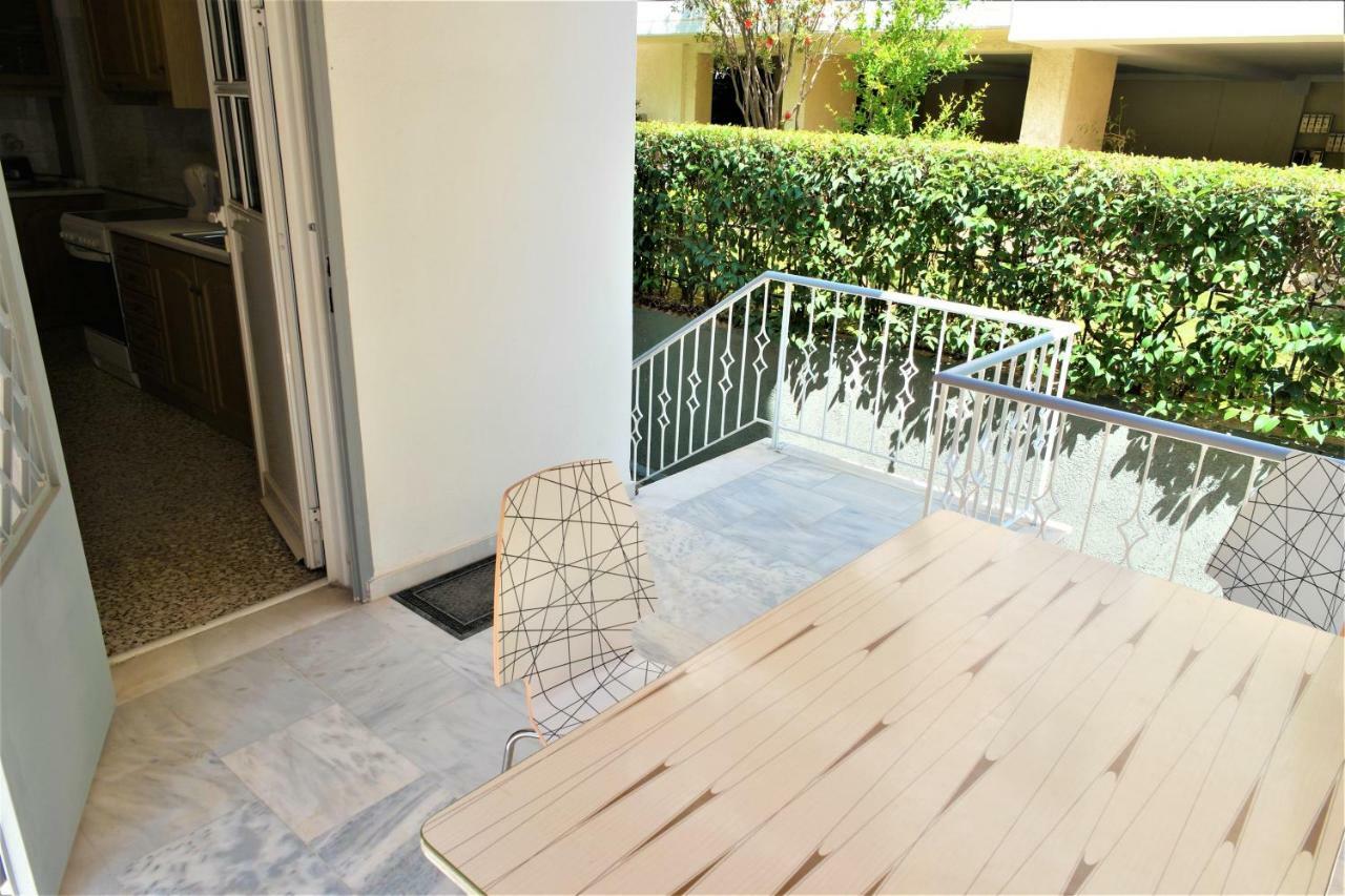 Zefyros Super Cool Apartments Next To Alimos Riviera Atena Exterior foto