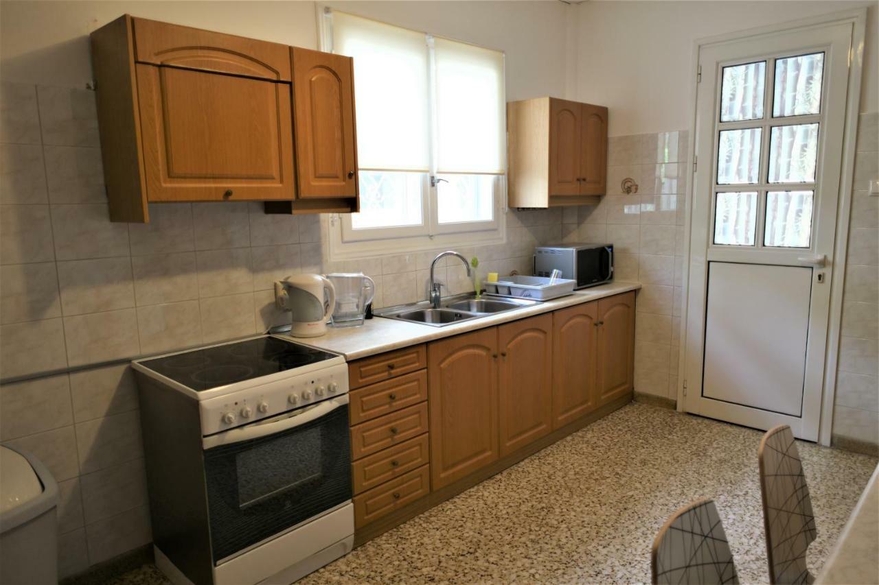 Zefyros Super Cool Apartments Next To Alimos Riviera Atena Exterior foto
