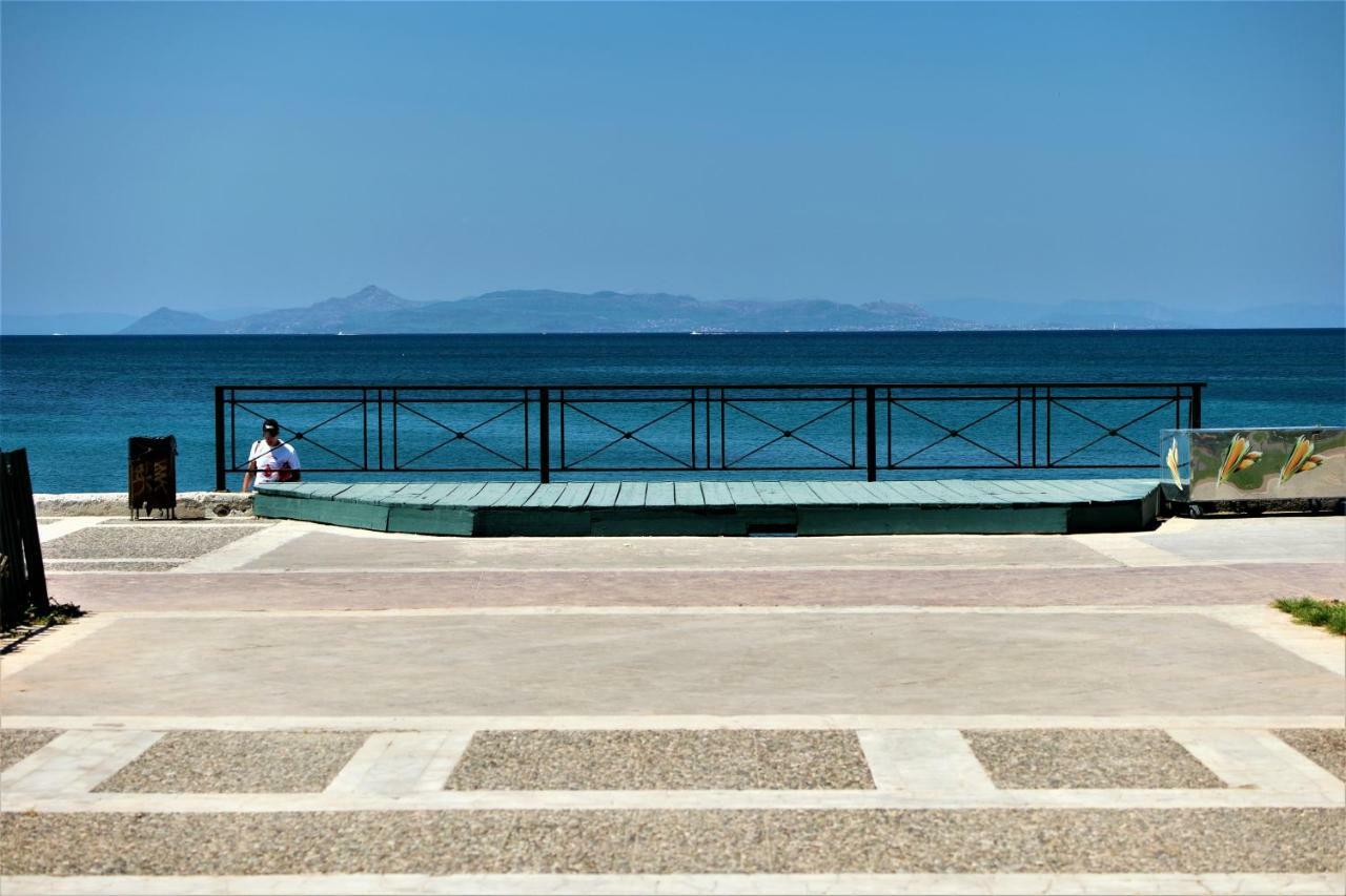 Zefyros Super Cool Apartments Next To Alimos Riviera Atena Exterior foto